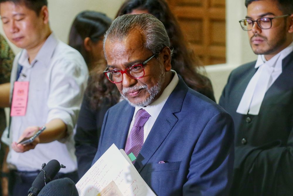 Lawyer Tan Sri Muhammad Shafee Abdullah speaks to reporters at the Kuala Lumpur High Court November 11, 2019. u00e2u20acu201d Picture by Ahmad Zamzahuri