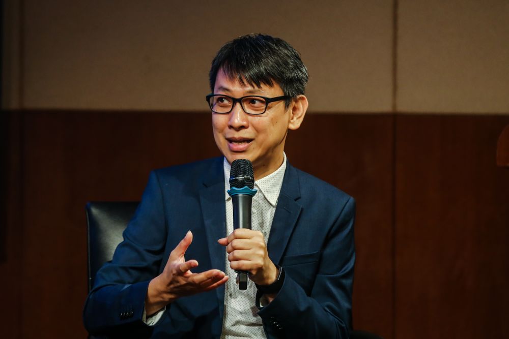 Kenny Lim, executive director of The Befrienders Kuala Lumpur speaks during a forum on suicide reporting in Petaling Jaya November 14, 2019. u00e2u20acu201d Picture by Firdaus Latif