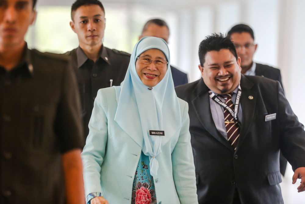 Deputy Prime Minister Datuk Seri Dr Wan Azizah Wan Ismail is pictured at Parliament in Kuala Lumpur November 27, 2019. u00e2u20acu201d Picture by Firdaus Latif