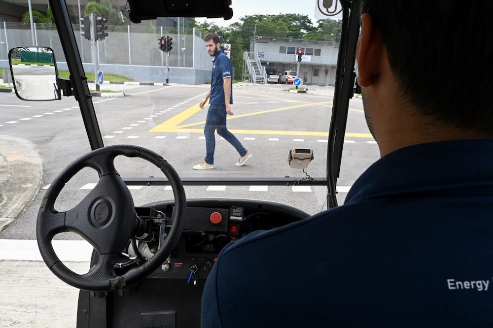 An autonomous buggy stops as it reacts to a pedestrian walking during a trial test at CETRAN run by the Nanyang Technological University (NTU) in Singapore December 5, 2019. — AFP pic 