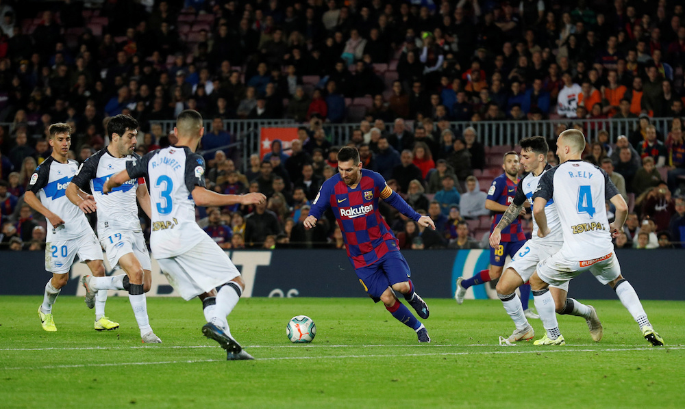 Barcelonau00e2u20acu2122s Lionel Messi in action during the La Liga match with Deportivo Alaves at Camp Nou in Barcelona December 21, 2019. u00e2u20acu201d Reuters pic