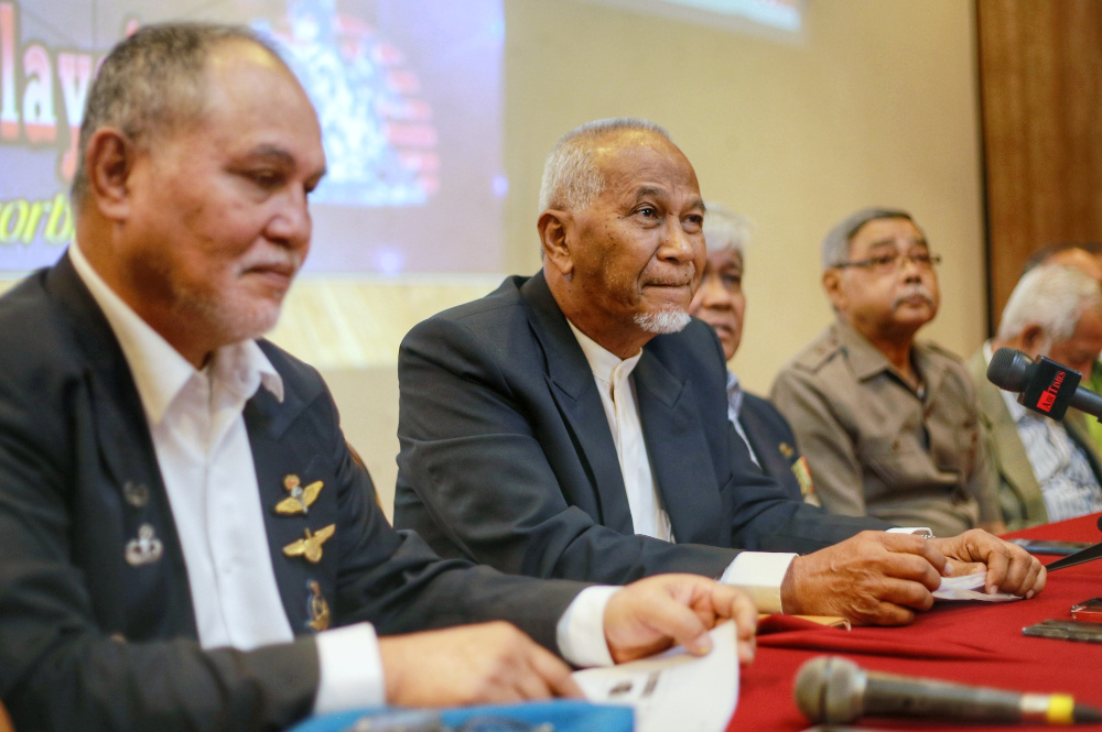 Suara Veteran legal officer Lt Col (Rtd) Jalil Ithnin said a unified coalition would allow veterans to have a stronger voice in fighting for their rights. u00e2u20acu201d Picture by Ahmad Zamzahuri