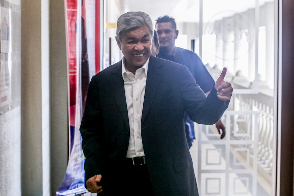 Datuk Seri Ahmad Zahid Hamidi is pictured at the Kuala Lumpur High Court December 3, 2019. u00e2u20acu201d Picture by Firdaus Latif