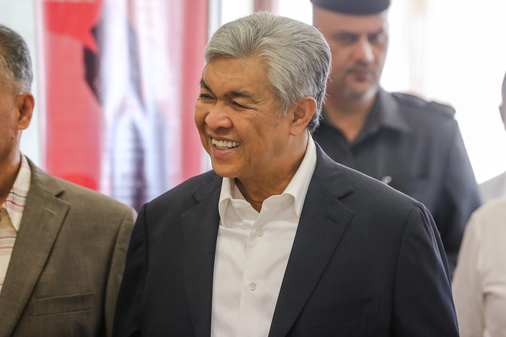 Datuk Seri Ahmad Zahid Hamidi is pictured at the Kuala Lumpur High Court December 3, 2019. u00e2u20acu201d Picture by Firdaus Latif