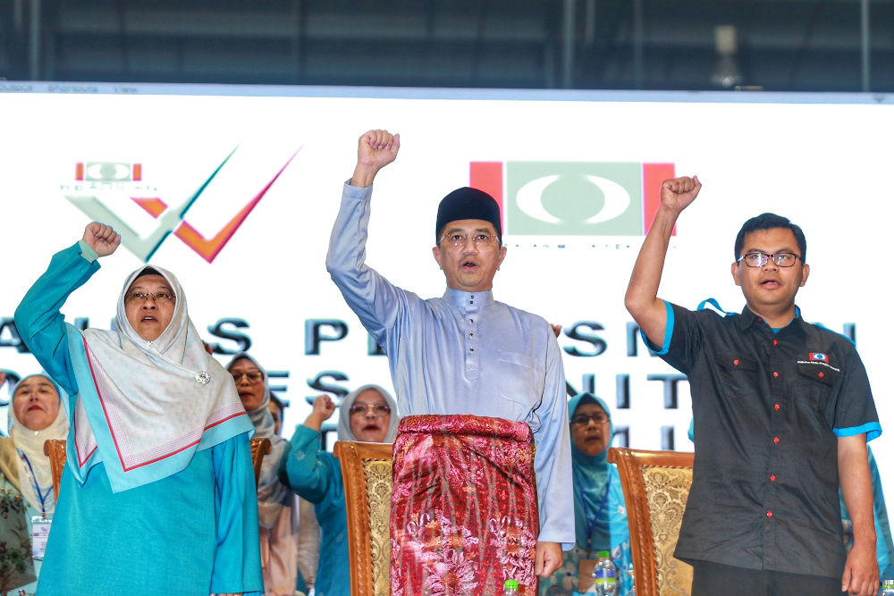 PKR deputy president Datuk Seri Azmin Ali attends the PKR Women and Youth congress in Melaka December 5, 2019. — Picture by Yusof Mat Isa