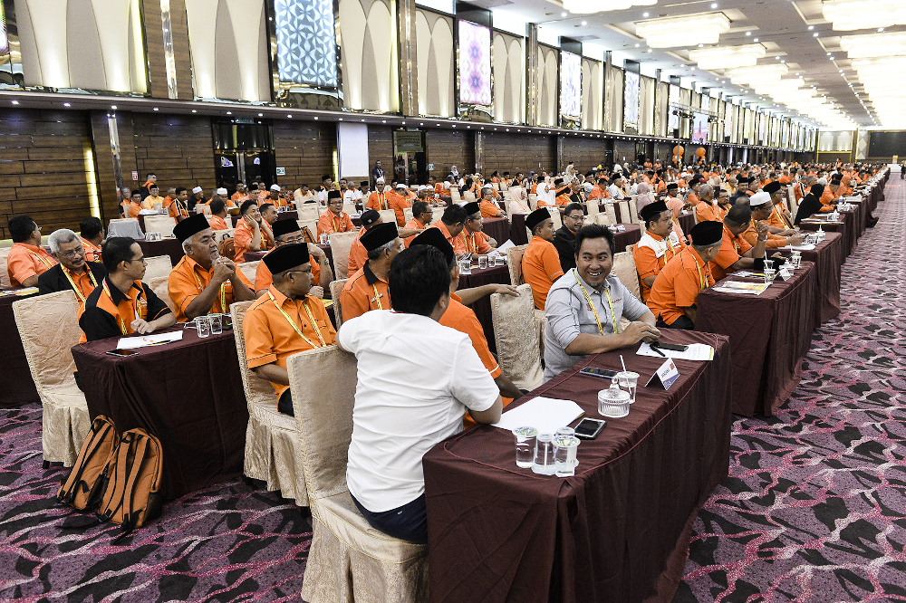 Delegates attend the 2019 Parti Amanah Negara National Convention in Shah Alam on December 6, 2019. u00e2u20acu2022 Picture by Miera Zulyana
