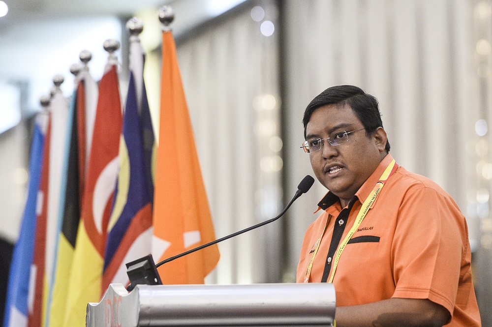 Pulau Pinang delegate Mohd Saifullah Abd Nasir speaks during the 2019 Parti Amanah Negara National Convention in Shah Alam on December 6, 2019. u00e2u20acu2022 Picture by Miera Zulyana