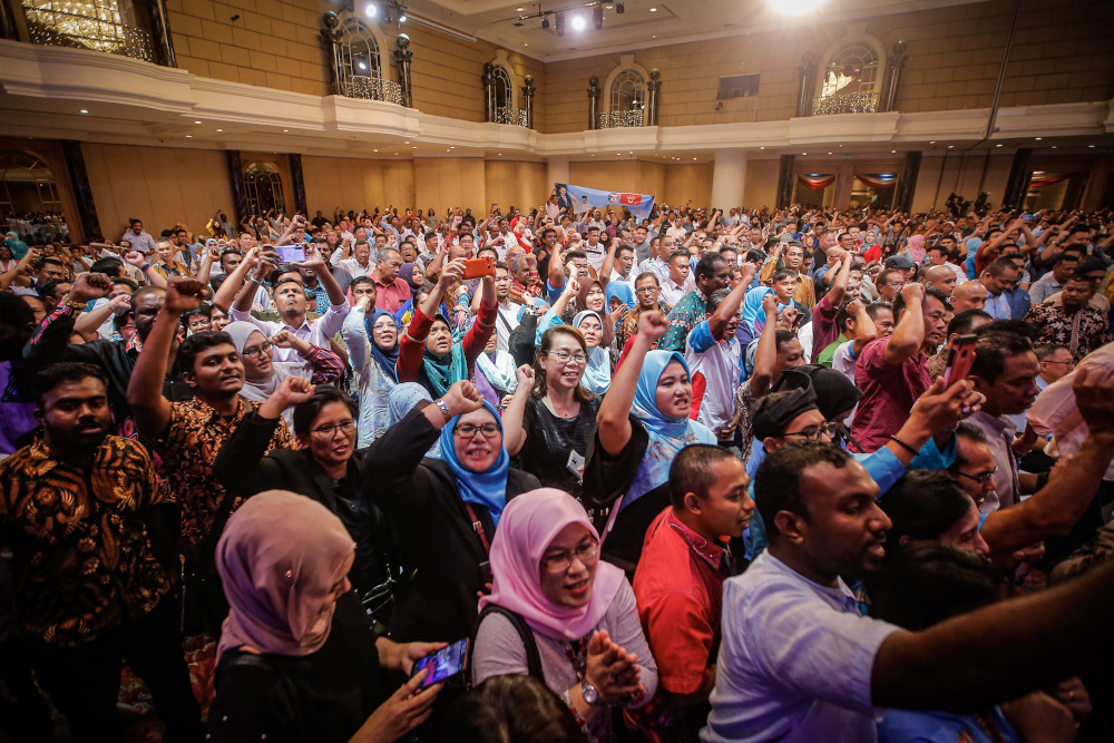 PKR supporters cheer while PKR deputy president Datuk Seri Azmin Ali is giving his speech during the ‘SPV 2030’ dinner at Hotel Renaissance Kuala Lumpur December 8, 2019. — Picture by Hari Anggara