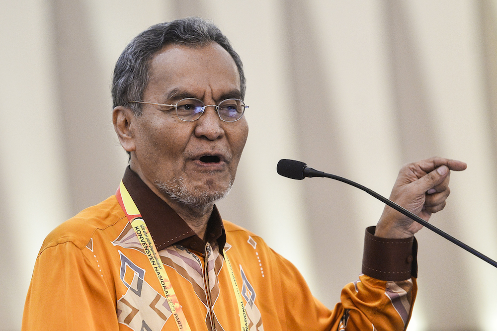 Datuk Seri Dzulkefly Ahmad speaks during the Amanah National Convention in Shah Alam December 8, 2019. u00e2u20acu201d Picture by Miera Zulyana