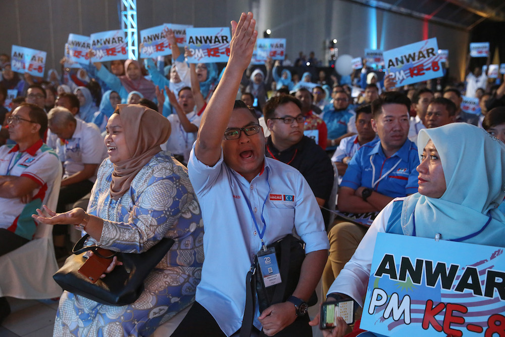 Delegates react as they listen to a speech by PKR vice-president Chua Tian Chang during the 2019 PKR National Congress at MITC in Ayer Keroh, Melaka December 8, 2019. — Picture by Yusof Mat Isa