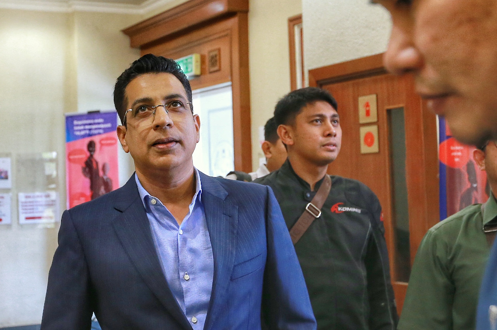 Datuk Wasi Khan is pictured at Kuala Lumpur High Court December 12, 2019. u00e2u20acu201d Picture by Ahmad Zamzahuri 