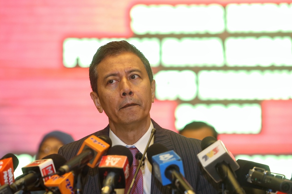Election Commission chairman Datuk Azhar Azizan Harun holds a press conference on the Kimanis parliamentary by-election in Putrajaya December 16, 2019. u00e2u20acu201d Picture by Choo Choy May