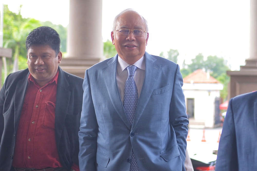 Former prime minister Datuk Seri Najib Razak arrives at the Kuala Lumpur High Courts Complex December 19, 2019. u00e2u20acu201d Picture by Shafwan Zaidon