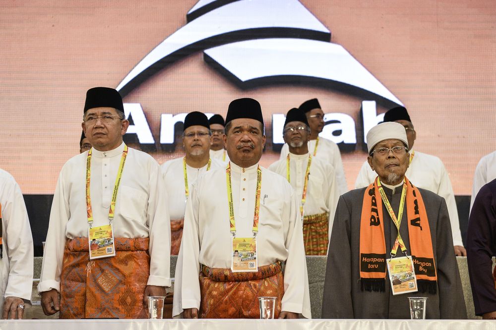 Amanah president Mohamad Sabu (centre) is pictured at the Amanah National Convention in Shah Alam on December 6, 2019. ― Picture by Miera Zulyana