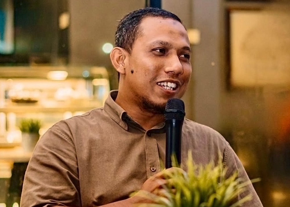 Azlan said he might have agreed with the unity government idea if it was raised earlier with fair and mature debates on the concept. ― Picture courtesy of Azlan Zainal