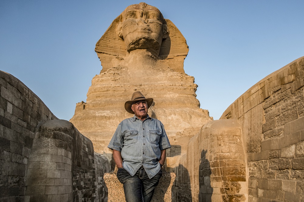 Zahi Hawass, Egyptian archaeologist and former antiquities minister, stands before the Great Sphinx of Giza during a lecture with a tourist group on ancient Egyptian history, at the Giza Necropolis November 20, 2019. u00e2u20acu201d AFP pic