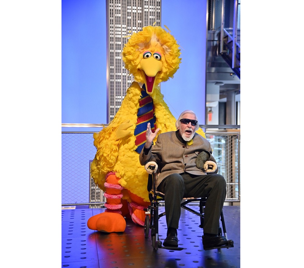 Sesame Streetu00e2u20acu2122s Big Bird and puppeteer Caroll Spinney at The Empire State Building in New York November 8, 2019. u00e2u20acu201d AFP pic