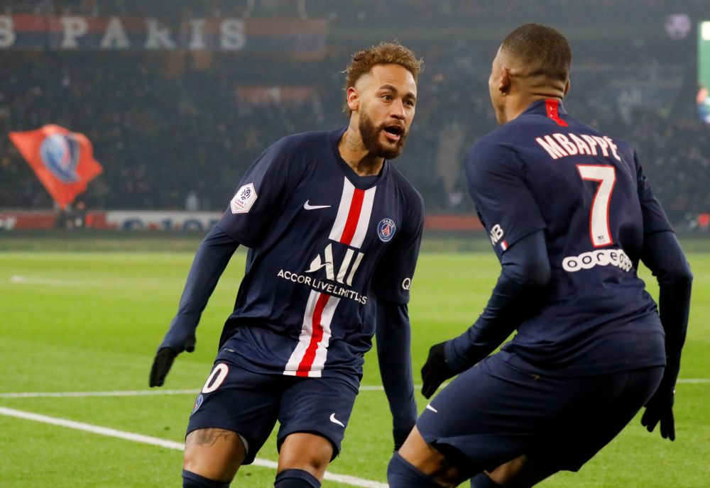 Paris St Germain's Kylian Mbappe celebrates scoring their first goal against Nantes with Neymar. u00e2u20acu201d Reuters picnnn