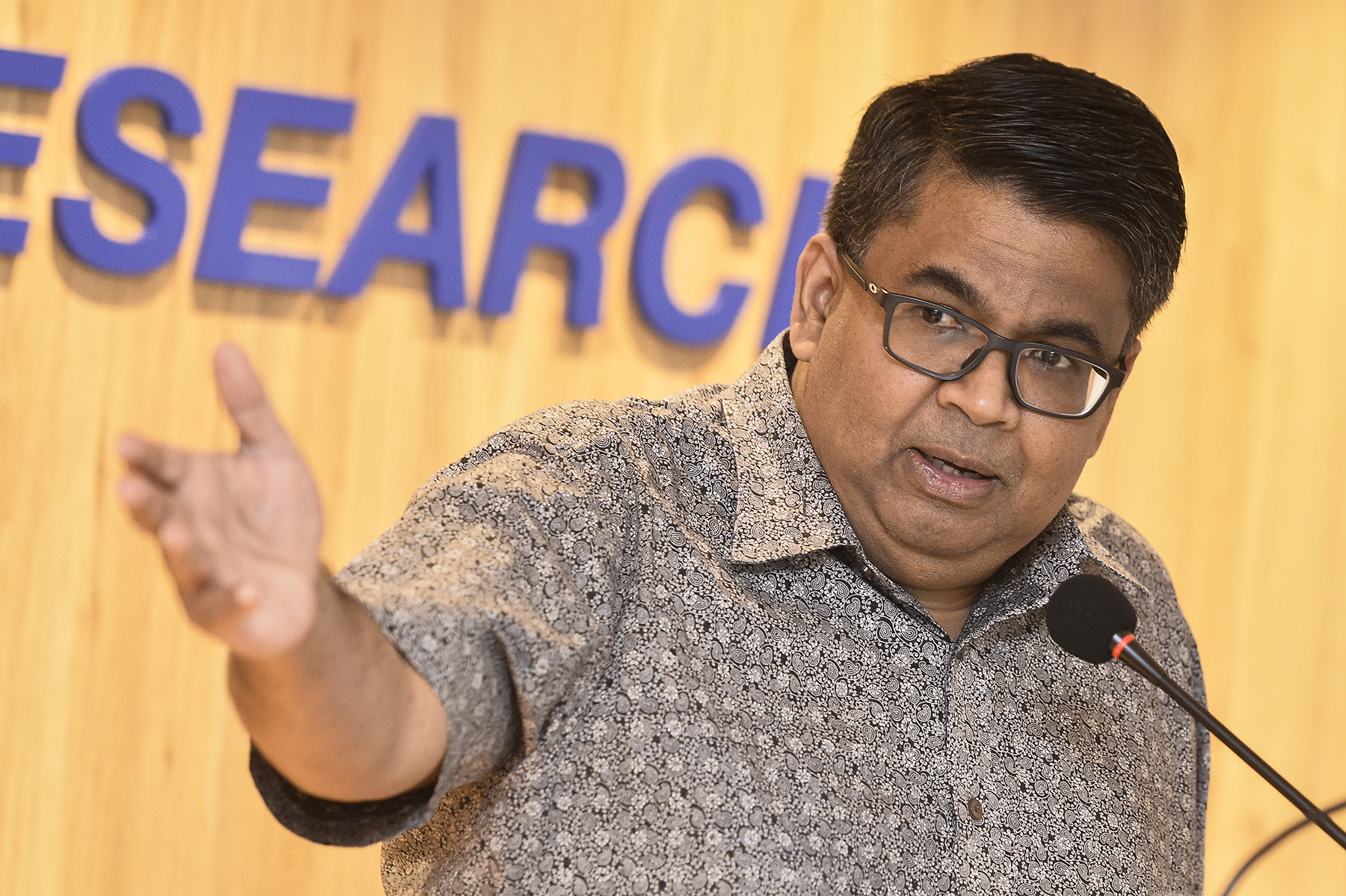 President and CEO of EMIR Research, Datuk Rais Hussin speaks during a press conference in Kuala Lumpur December 12, 2019. u00e2u20acu201d Picture by Miera Zulyana