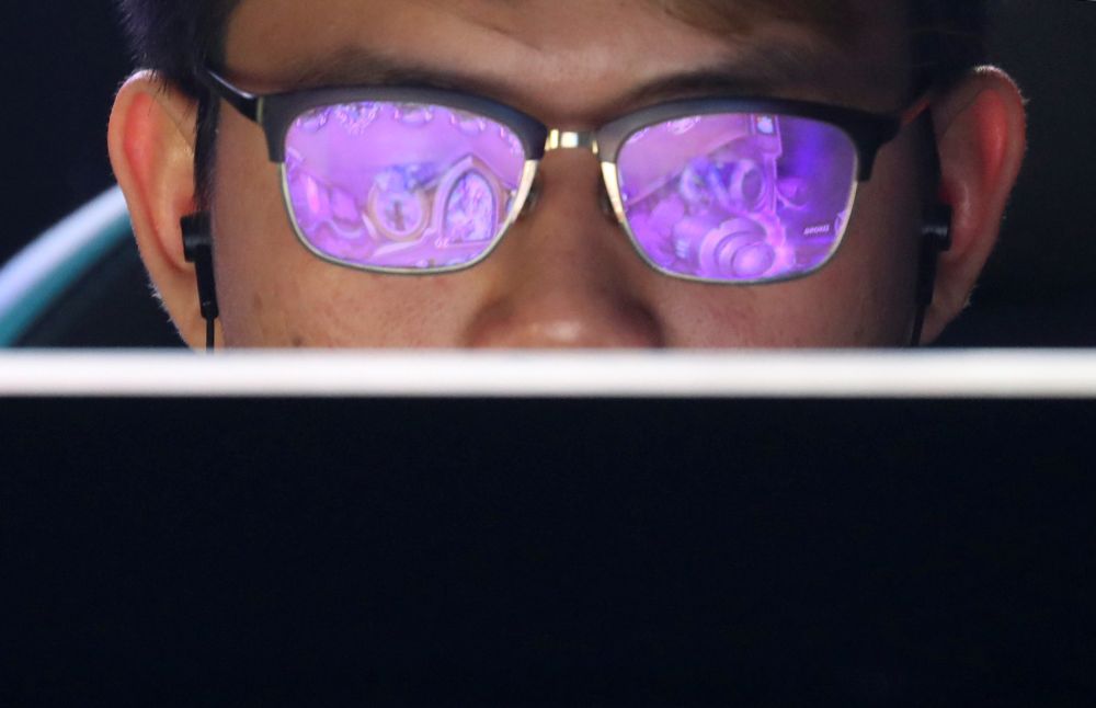 Malaysia's Hee Zi Song is pictured during his Hearthstone group stage match at the SEA Games in Manila December 5, 2019. u00e2u20acu2022 Reuters pic