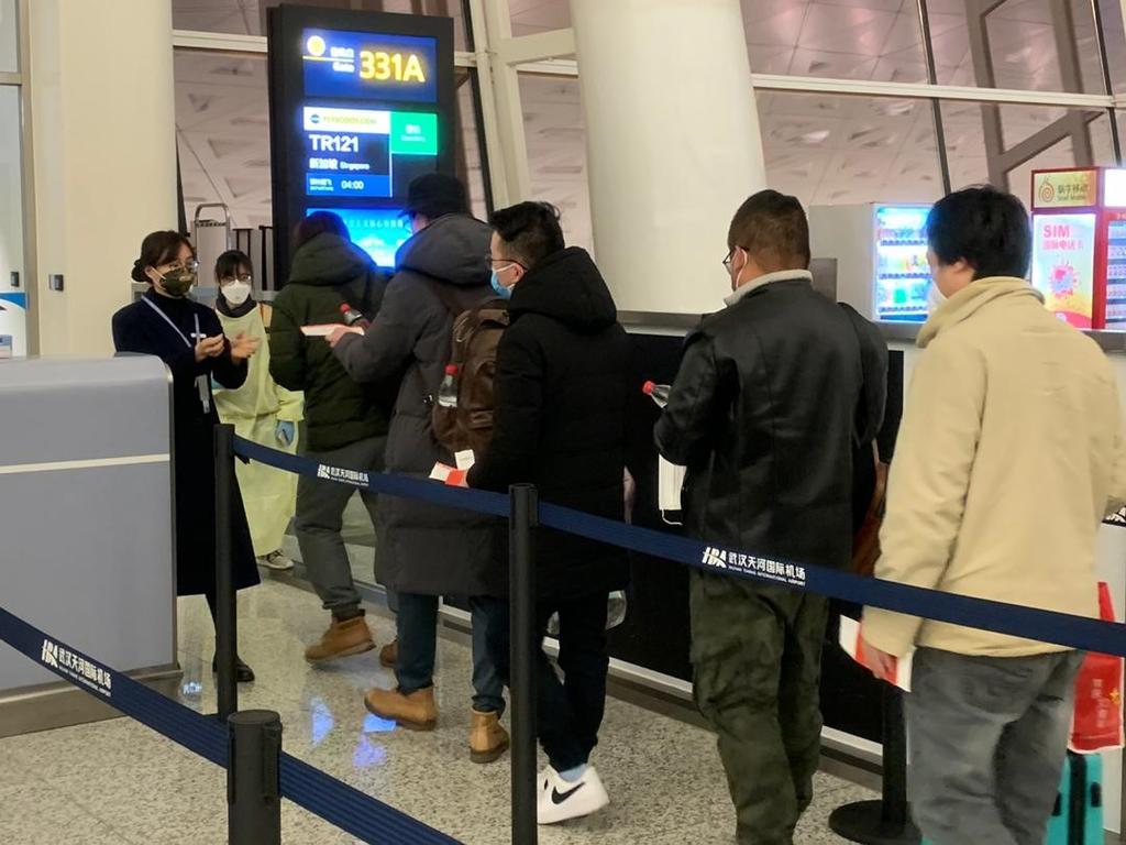 Ninety-two Singaporeans arrived in Singapore from Wuhan, China on Thursday (Jan 30). u00e2u20acu201d Ministry of Foreign Affairs pic via TODAY