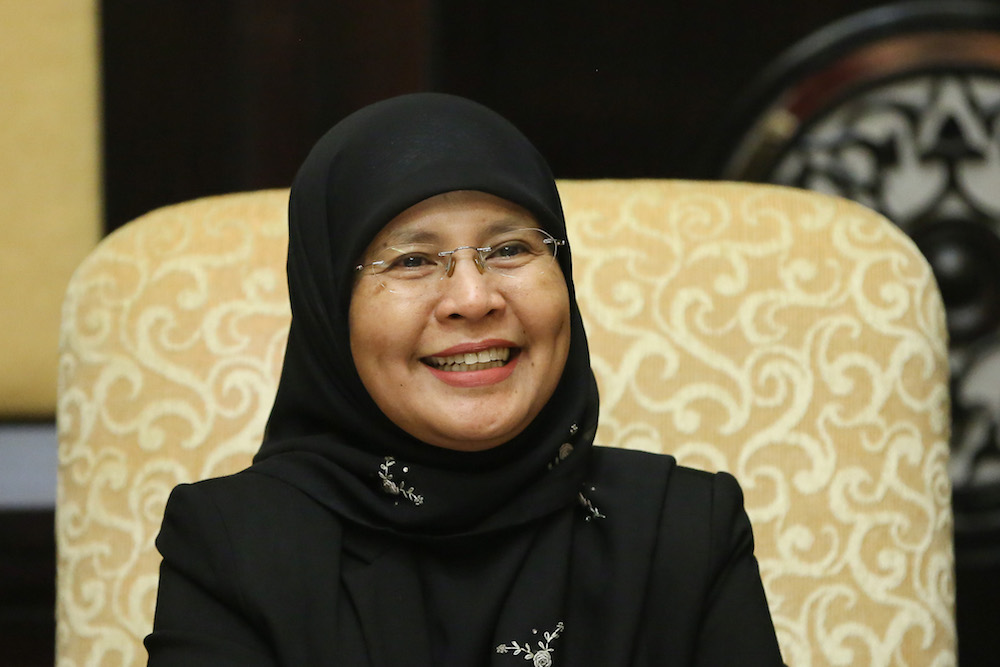 Chief Justice Tan Sri Tengku Maimun Tuan Mat speaks to the media at the Palace of Justice in Putrajaya January 3, 2020. u00e2u20acu201d Picture by Yusof Mat Isa