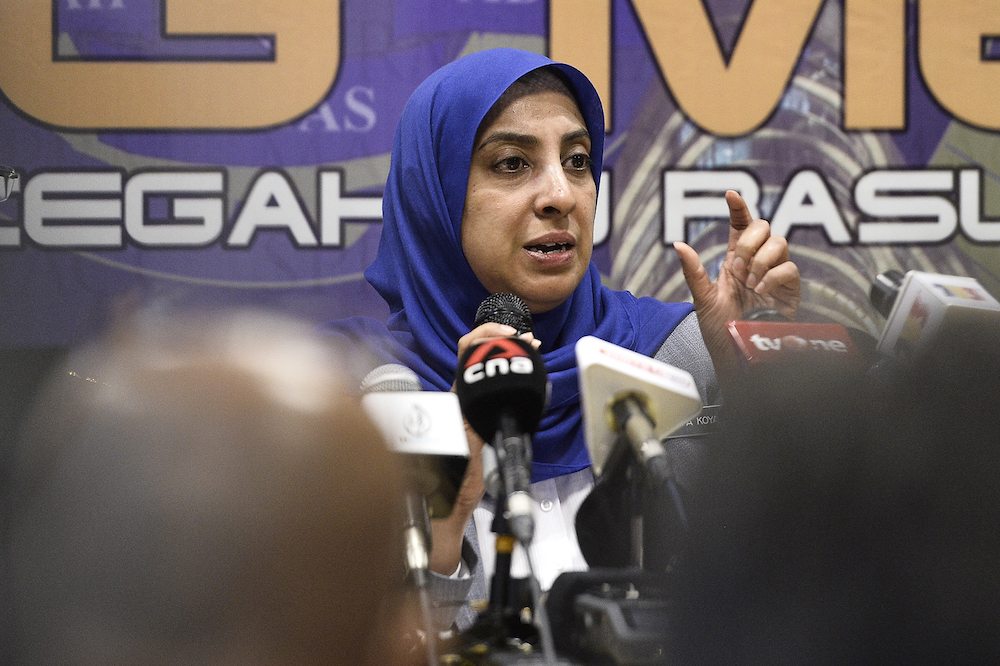 Malaysian Anti-Corruption Commission (MACC) chief commissioner Latheefa Koya speaks during a press conference at MACC headquarters in Putrajaya January 8, 2020. u00e2u20acu201d Picture by Miera Zulyana