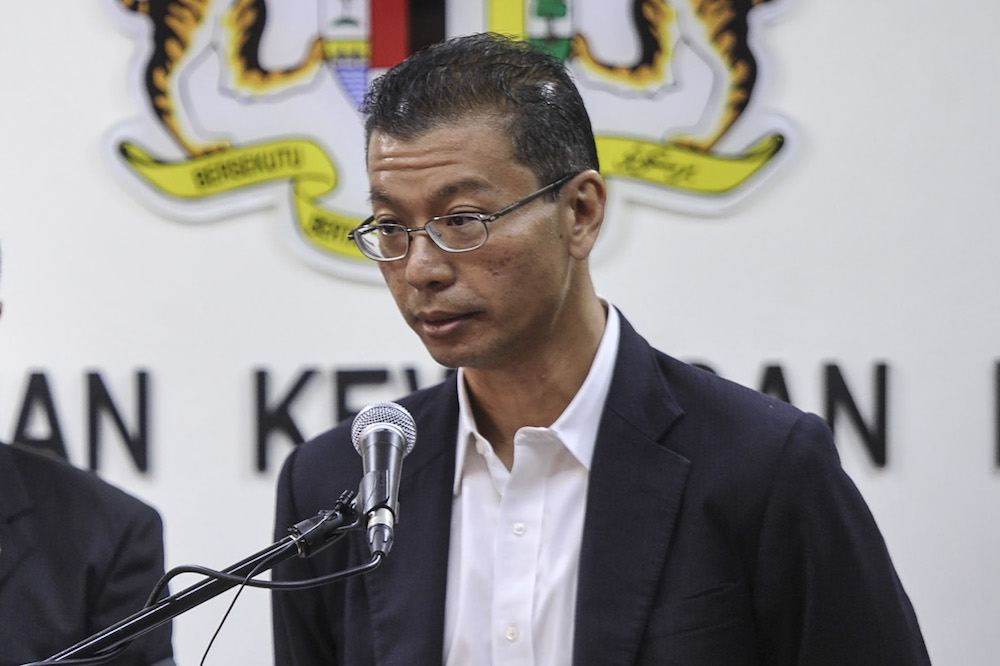 Khazanah deputy managing director, Tengku Datuk Seri Azmil Zahruddin Raja Abdul Aziz, speaks to reporters during the launch of e-Tunai Rakyat in Putrajaya January 14, 2020. — Picture by Shafwan Zaidon