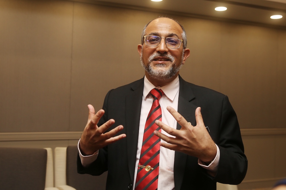 Malaysian Palm Oil Board director-general Ahmad Parveez Ghulam Kadir attends a press conference after launching the Palm Oil Economic Review and Outlook Seminar 2020 in Kuala Lumpur January 16, 2020. u00e2u20acu201d Picture by Choo Choy May