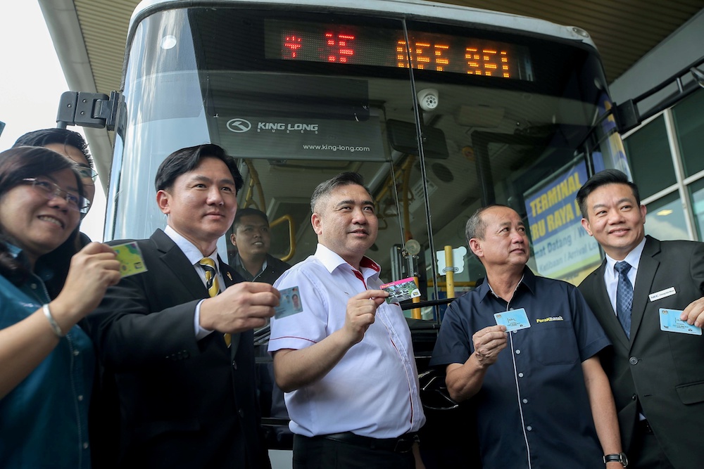 Transport Minister Anthony Loke launches the cashless payment system for myBas Ipoh at Terminal Meru Raya Ipoh January 16, 2020. u00e2u20acu201d Picture by Farhan Najib