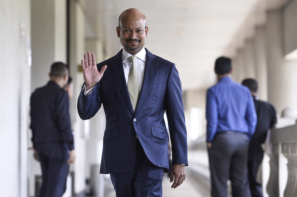 Former 1MDB Arul Kanda Kandasamy arrives at the Kuala Lumpur High Court January 16, 2020. — Picture by Miera Zulyana