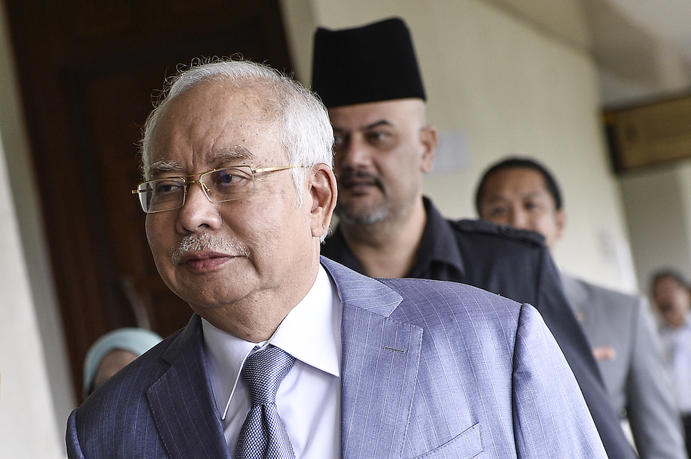 Former prime minister Datuk Seri Najib Razak arrives at the Kuala Lumpur High Court January 16, 2020. — Picture by Miera Zulyana