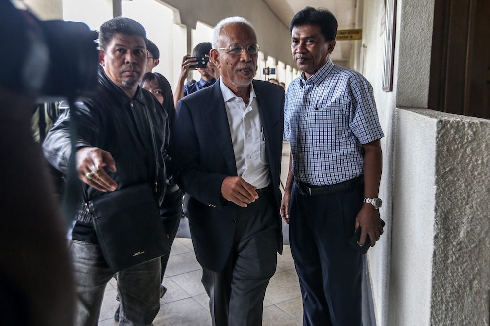 Tan Sri Shahrir Samad is pictured at the Kuala Lumpur High Court January 21, 2020. u00e2u20acu201d Picture by Firdaus Latif