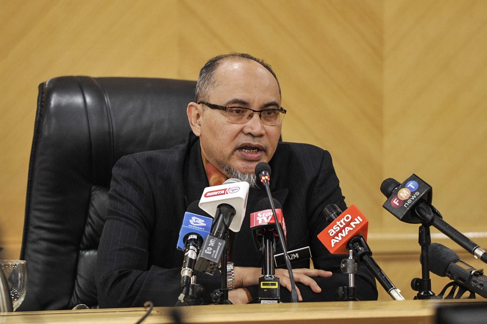 Public health specialist (control of disease) Dr Azmi Abdul Rahim speaks during a media briefing on 2019-nCov in Putrajaya January 30, 2020. u00e2u20acu201d Picture by Shafwan Zaidon