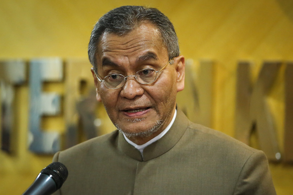 Health Minister Datuk Seri Dzulkefly Ahmad addresses a news conference at the Health Ministry in Putrajaya January 31, 2020. u00e2u20acu201d Picture by Yusof Mat Isa