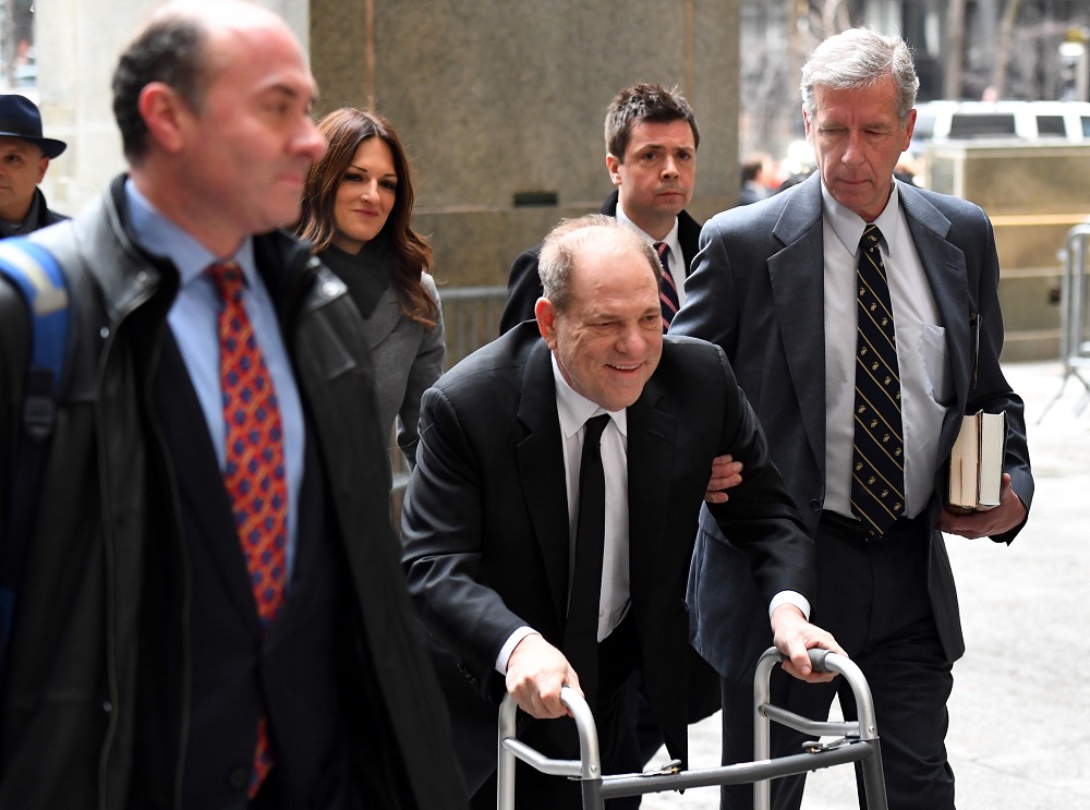Harvey Weinstein arrives using a walker at the Manhattan Criminal Court in New York January 6, 2020. u00e2u20acu201d AFP pic
