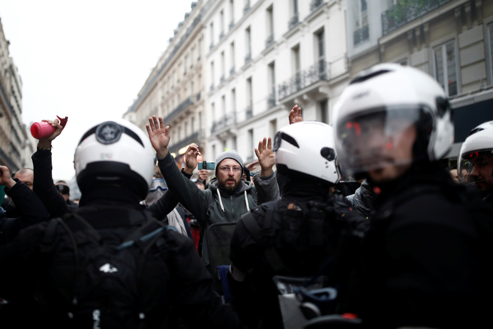 Protestors face off with French police during a demonstration against French governmentu00e2u20acu2122s pensions reform plans in Paris as part of the 36th consecutive day of strikes in France, January 9, 2020. u00e2u20acu201d Reuters pic