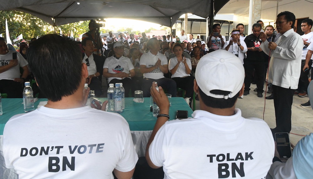 Sabah Chief Minister Datuk Seri Shafie Apdal addresses a gathering during the official launch of Warisan’s Kampung Kelatuan branch in Papar January 5, 2020. — Bernama pic 