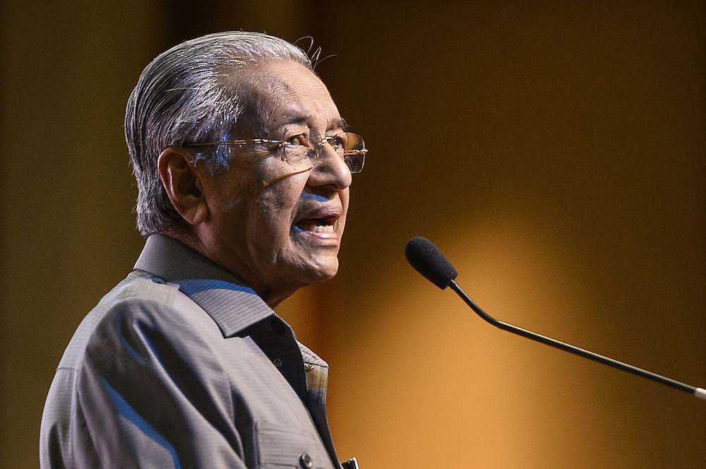 Prime Minister Tun Dr Mahathir Mohamad speaks during a stakeholdersu00e2u20acu2122 meeting organised by the Rural Development Ministry in Putrajaya January 30, 2020. u00e2u20acu201d Picture by Miera Zulyana
