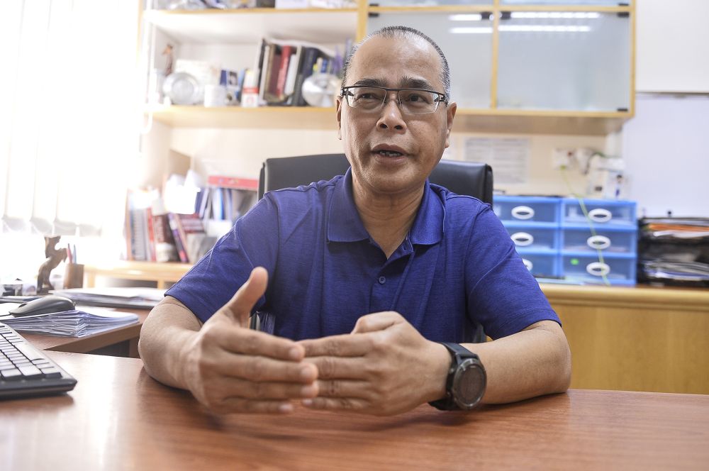 Malaysian Oncological Society president, Dr. Matin Mellor Abdullah, speaks to Malay Mail during an interview at the Subang Jaya Medical Centre on January 22, 2020. u00e2u20acu201d Picture by Miera Zulyanann