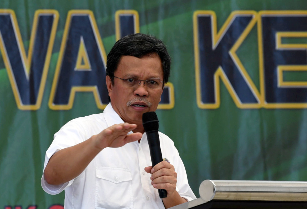 Sabah Chief Minister Datuk Seri Mohd Shafie Apdal gives a speech at the Kimanis Careers Carnival in Membakut January 11, 2020. u00e2u20acu201d Bernama pic