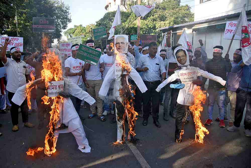 All Assam Students Union (AASU) activists burning effigies during a protest against the Citizenship Amendment Bill in Guwahati, India December 4, 2019. u00e2u20acu201d Reuters pic