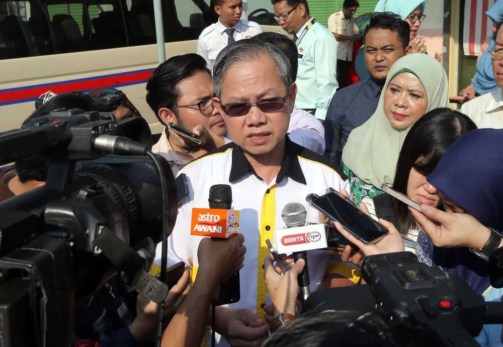Deputy Health Minister Dr Lee Boon Chye speaks to reporters at the Bijih Timah Health Clinic in Ipoh January 17, 2020. u00e2u20acu201d Picture by Farhan Najib