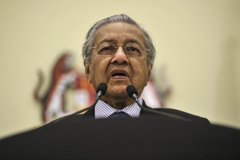 Prime Minister Tun Dr Mahathir Mohamad speaks during a press conference in Putrajaya January 29, 2020. u00e2u20acu2022 Picture by Shafwan Zaidon