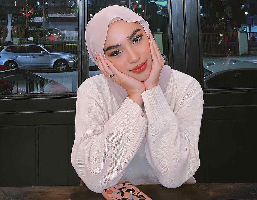 Modest-wear model Sharifah Rose was targeted online for briefly removing her tudung. u00e2u20acu201d Picture from Instagram/Sharifah Rose
