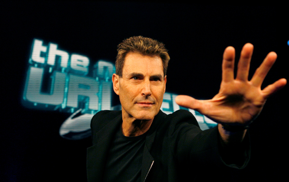 Israeli psychic Uri Geller poses for photographers in Cologne January 6, 2008. u00e2u20acu201d Reuters pic 