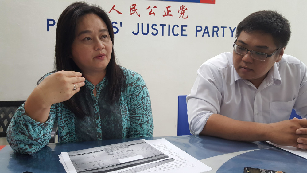 Sarawak PKR vice chairman Voon Shiak Ni (left) said many China nationals wll return to Sarawak to resume their work after the Chinese New Year holiday, January 27, 2020. u00e2u20acu201d Picture by Sulok Tawi