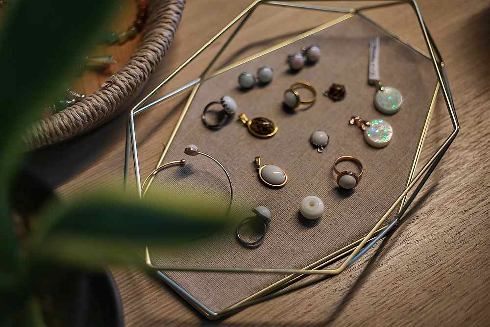 Woodie Pie’s breast milk jewellery comes in a variety of forms. — Picture by Ahmad Zamzahuri