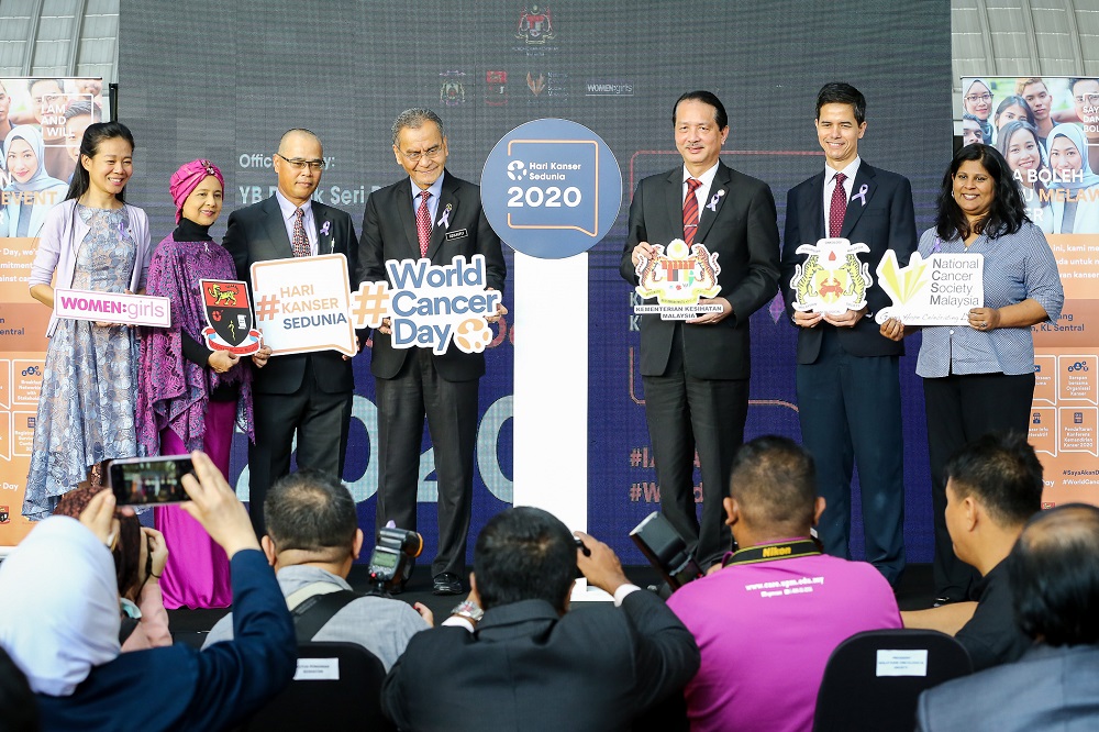 Health Minister Datuk Seri Dzulkefly Ahmad (fourth left) at the launch of the World Cancer Day 2020 campaign at KL Sentral, Kuala Lumpur February 4, 2020. u00e2u20acu201d Picture by Yusof Mat Isa