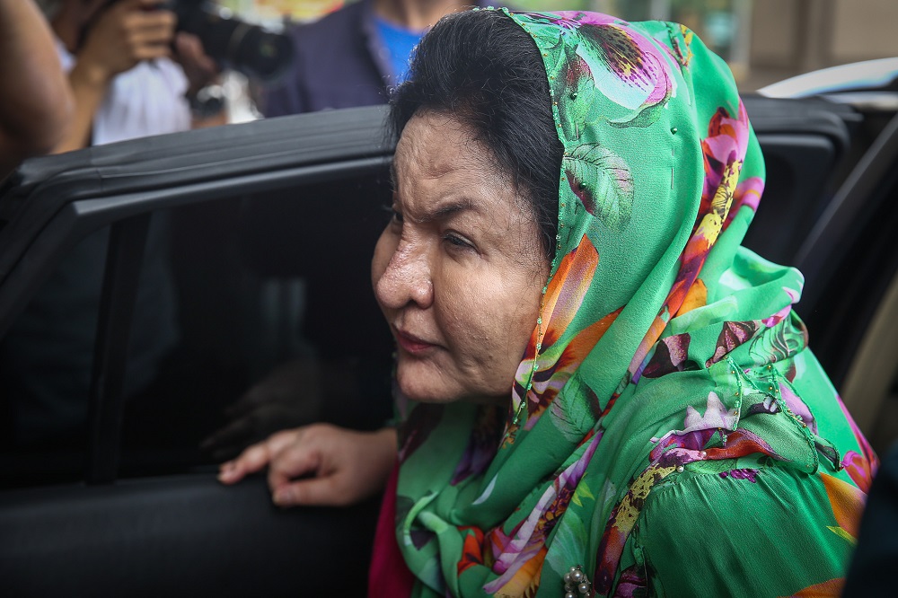Datin Seri Rosmah Mansor leaves the Kuala Lumpur Court Complex February 5, 2020. u00e2u20acu201d Picture by Yusof Mat Isa